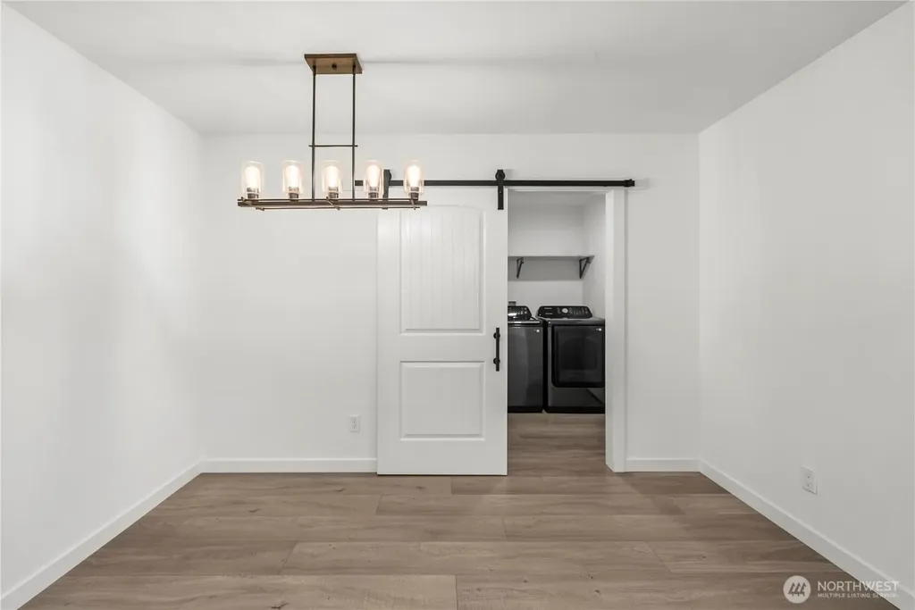 521 W B Street Shelton WA 98584