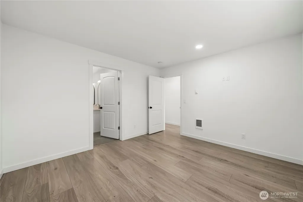 521 W B Street Shelton WA 98584