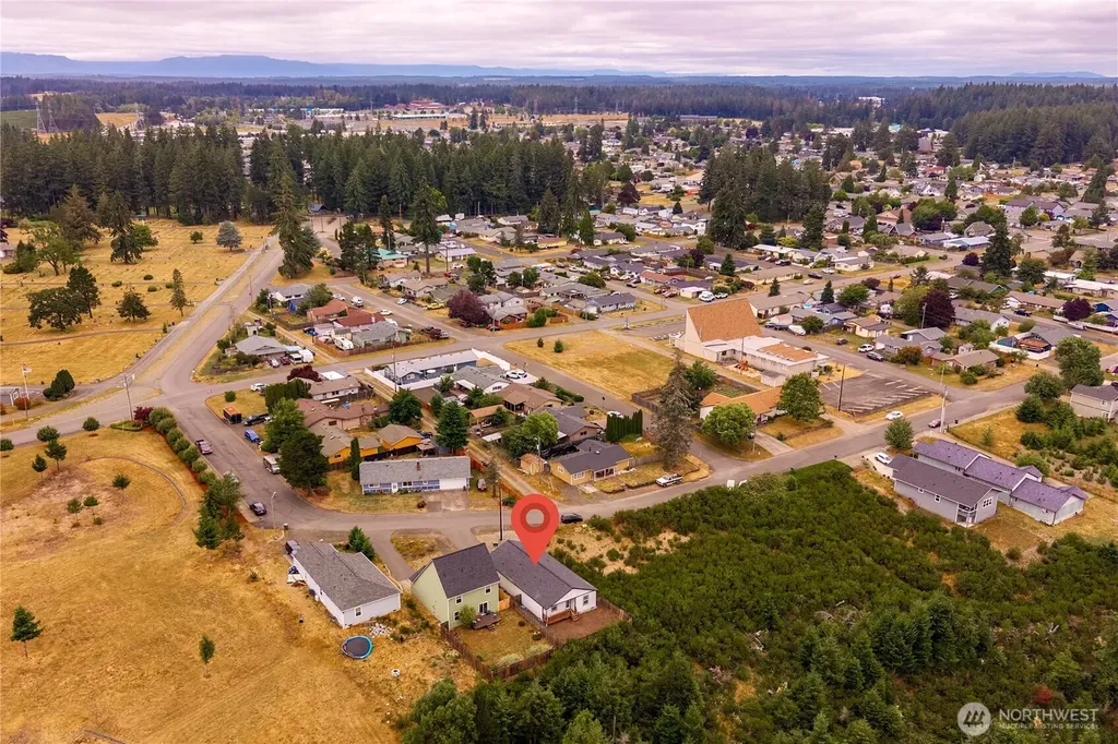 521 W B Street Shelton WA 98584