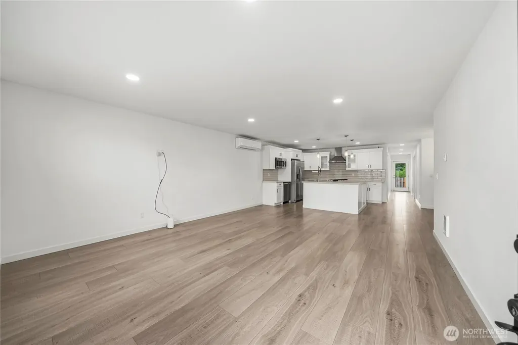 521 W B Street Shelton WA 98584