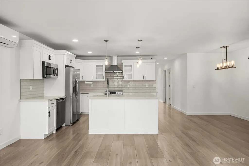 521 W B Street Shelton WA 98584