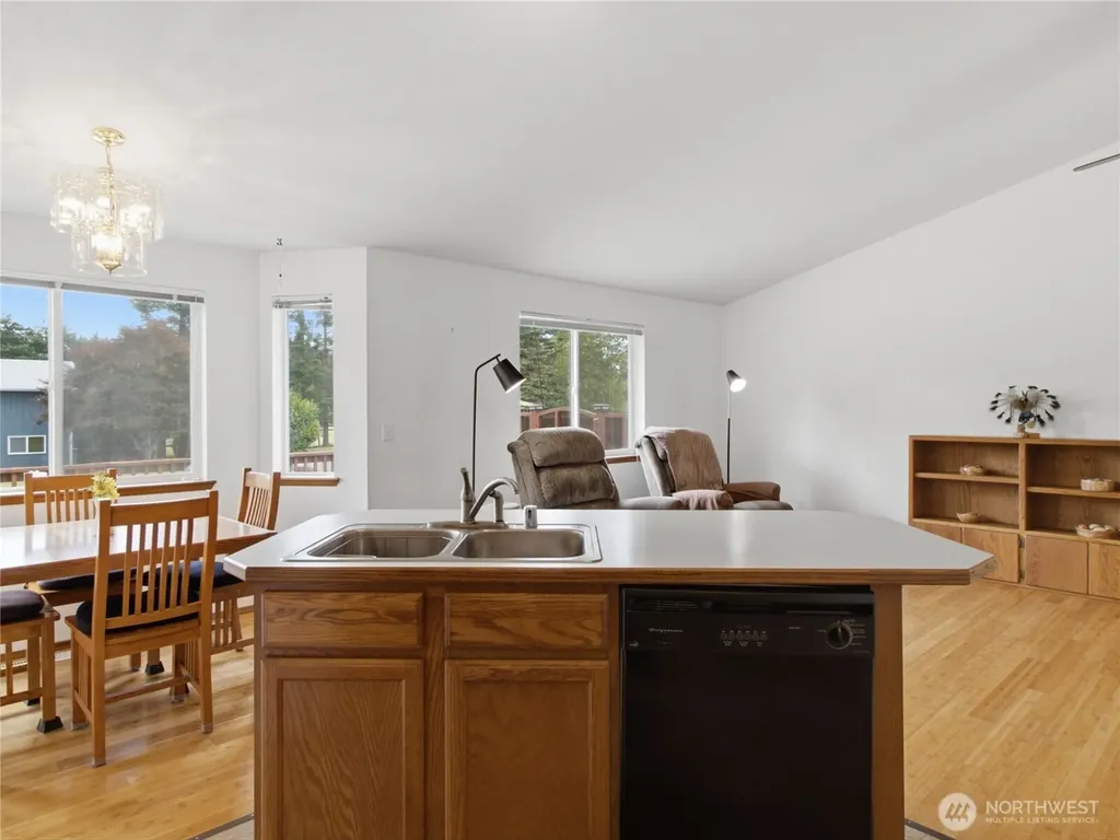 18828 Loganberry Street SW Rochester WA 98579