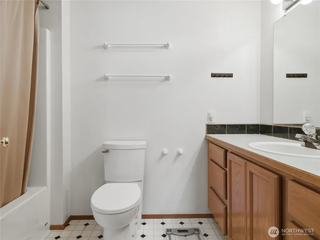 18828 Loganberry Street SW Rochester WA 98579