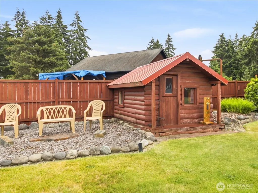 18828 Loganberry Street SW Rochester WA 98579