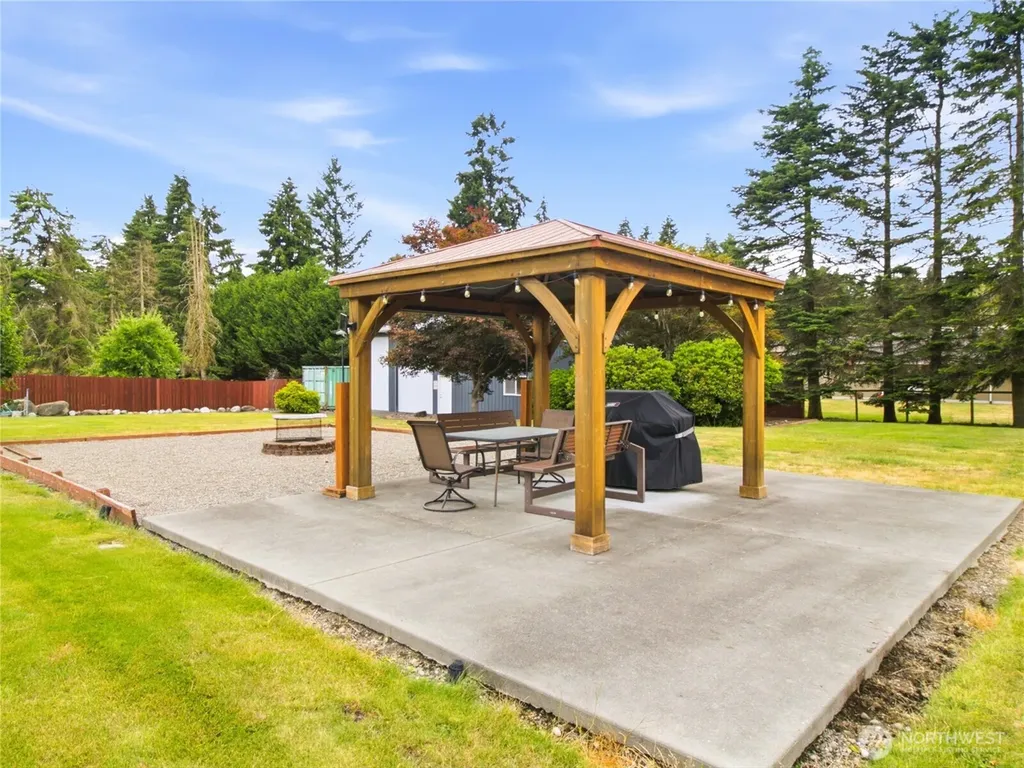 18828 Loganberry Street SW Rochester WA 98579