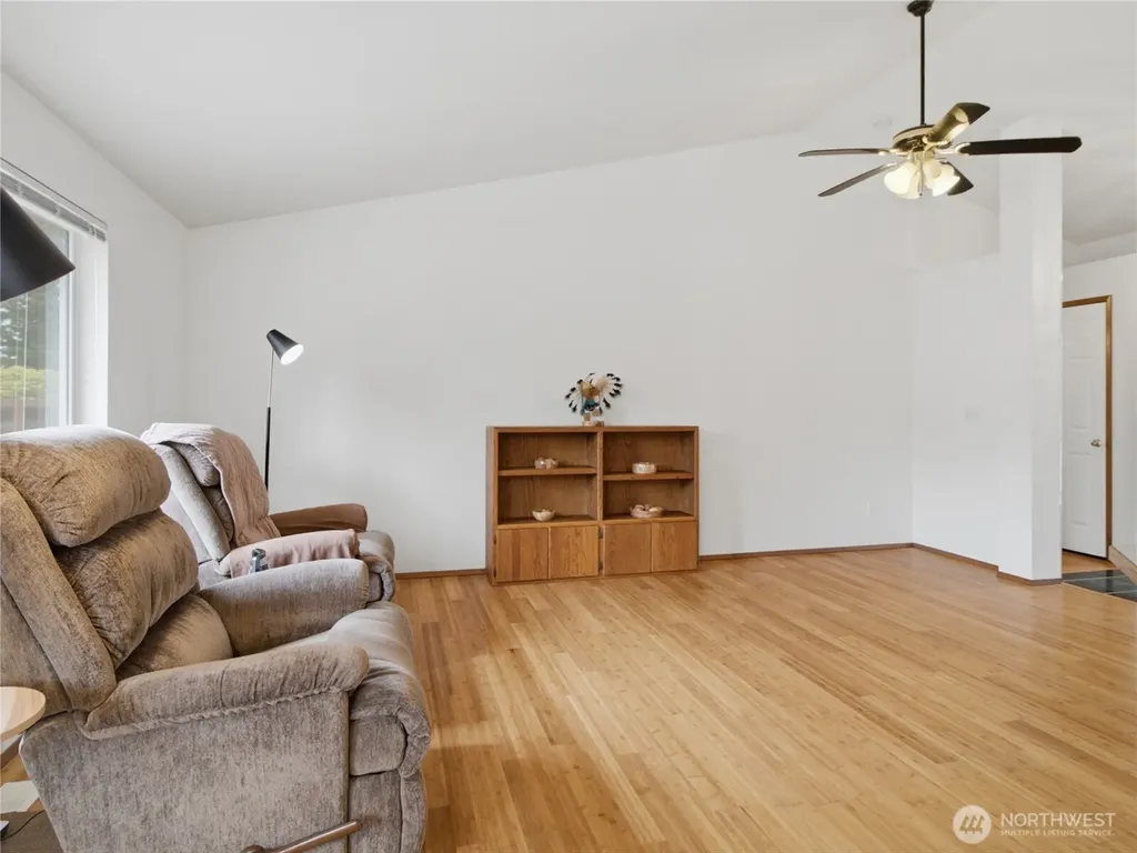 18828 Loganberry Street SW Rochester WA 98579