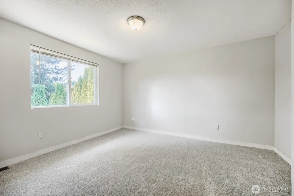 5517 39th Avenue SE Lacey WA 98503