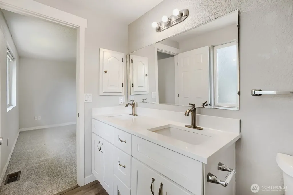 5517 39th Avenue SE Lacey WA 98503