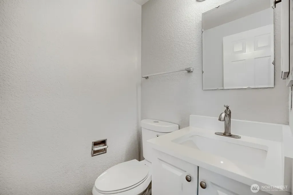 5517 39th Avenue SE Lacey WA 98503
