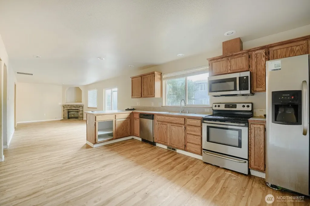 9111 189th Street E Puyallup WA 98375