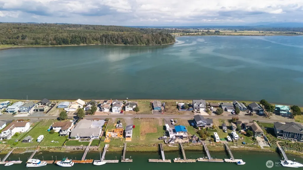 4273 Saltspring Drive Ferndale WA 98248