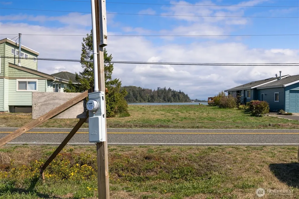 4273 Saltspring Drive Ferndale WA 98248