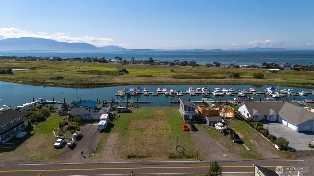 4273 Saltspring Drive Ferndale WA 98248