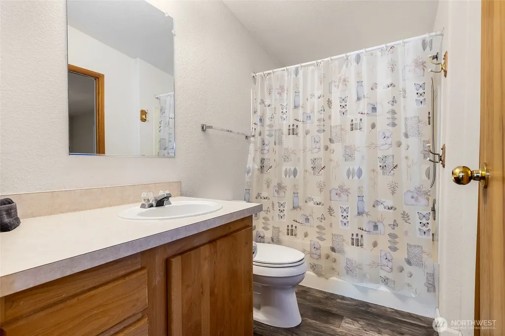 7834 197th Avenue SW Rochester WA 98579