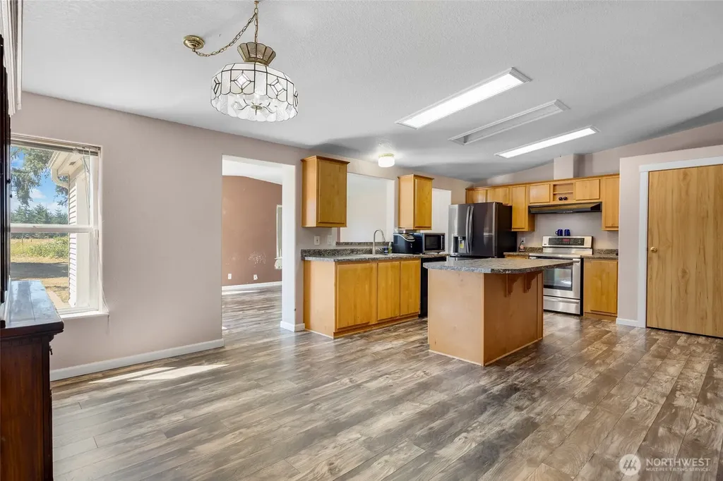 7834 197th Avenue SW Rochester WA 98579