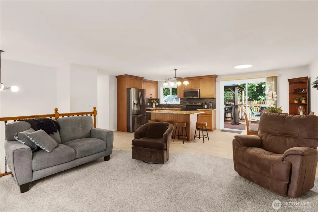 8512 NE 136th Street Kirkland WA 98034