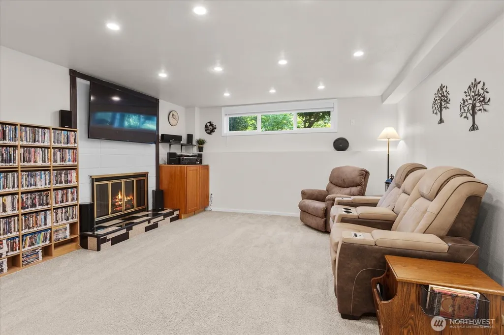 8512 NE 136th Street Kirkland WA 98034