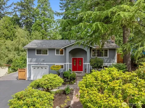 8512 NE 136th Street Kirkland WA 98034