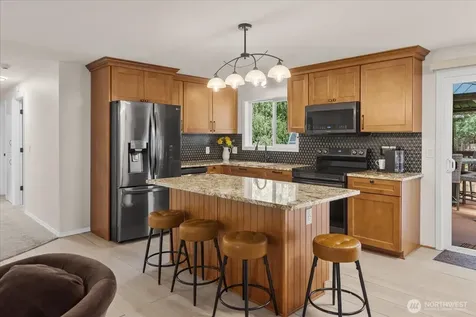 8512 NE 136th Street Kirkland WA 98034