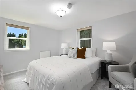 2607 31st Avenue W Seattle WA 98199