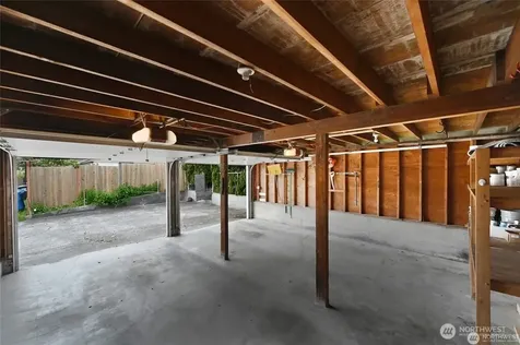 2607 31st Avenue W Seattle WA 98199