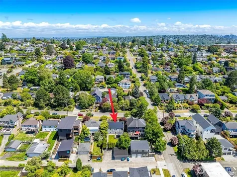 2607 31st Avenue W Seattle WA 98199