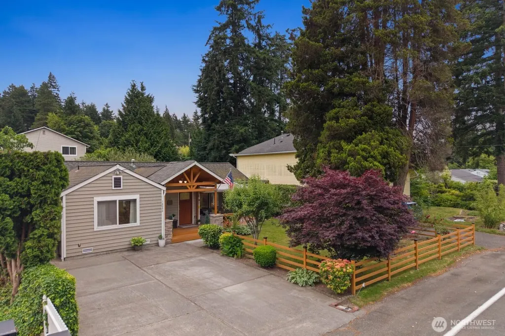 16030 12th Avenue NE Shoreline WA 98155