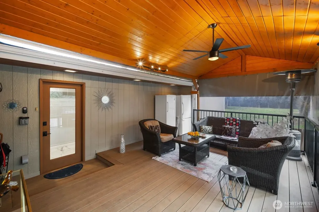 16030 12th Avenue NE Shoreline WA 98155