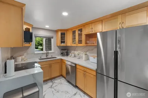 16030 12th Avenue NE Shoreline WA 98155