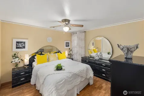 16030 12th Avenue NE Shoreline WA 98155