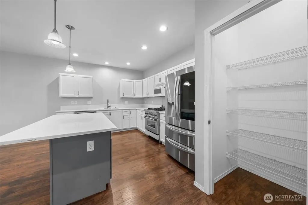 1602 Cunningham Drive NE Olympia WA 98516