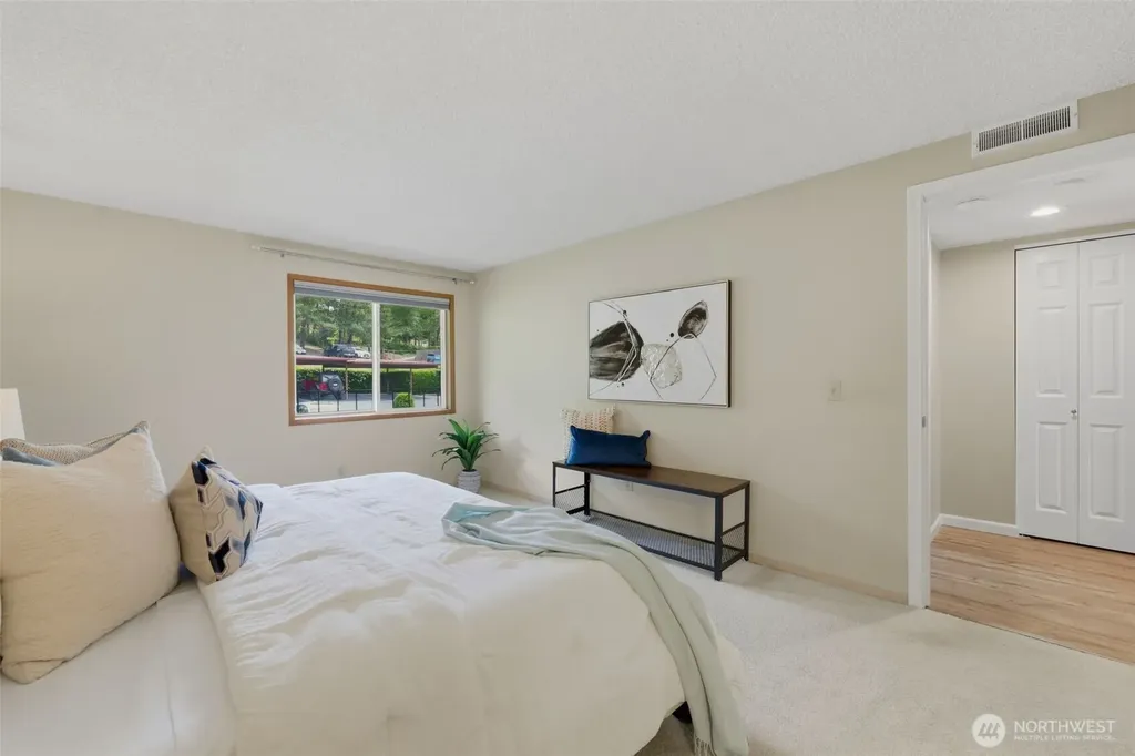 904 East Bay Drive NE Olympia WA 98506