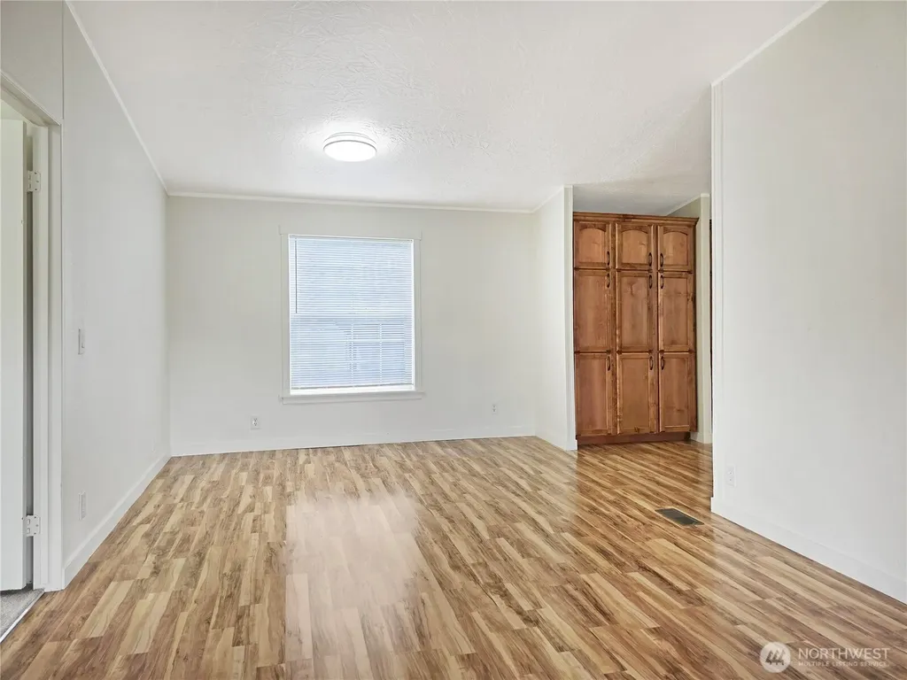 157 Nix Lane Centralia WA 98531