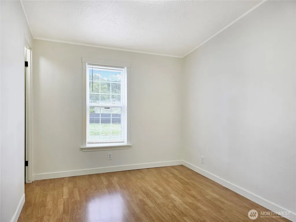 157 Nix Lane Centralia WA 98531
