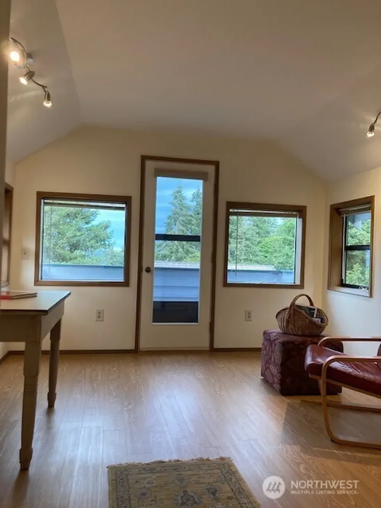 1825 Lenox Court NW Olympia WA 98502
