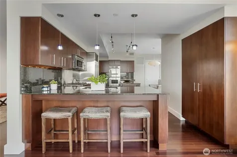 650 Bellevue Way NE Bellevue WA 98004