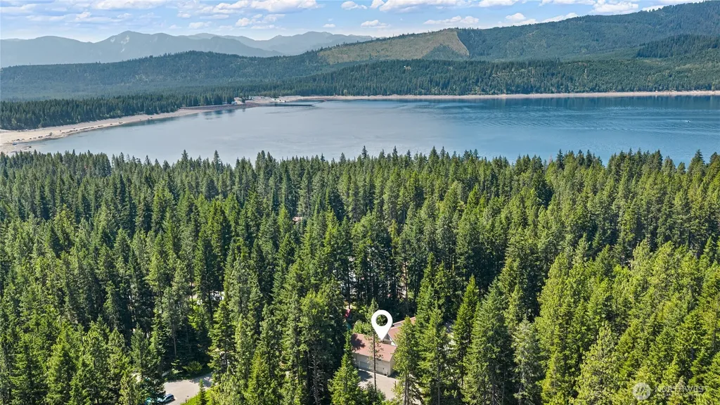 161 Cricket Lane Ronald WA 98940