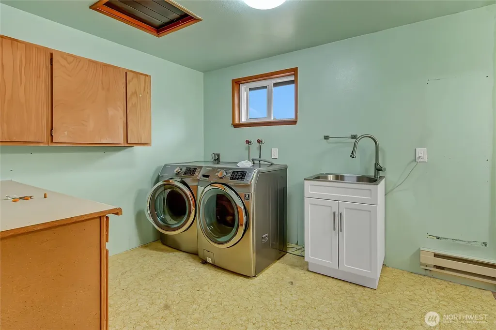 26319 70th Avenue E Graham WA 98338