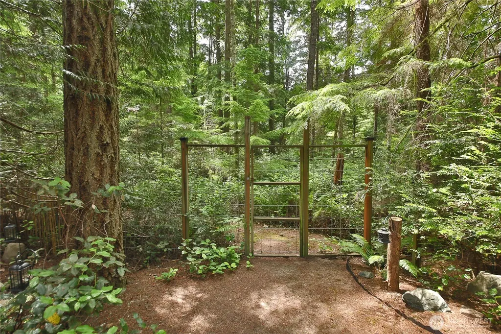 3512 E Overlook Drive Langley WA 98260