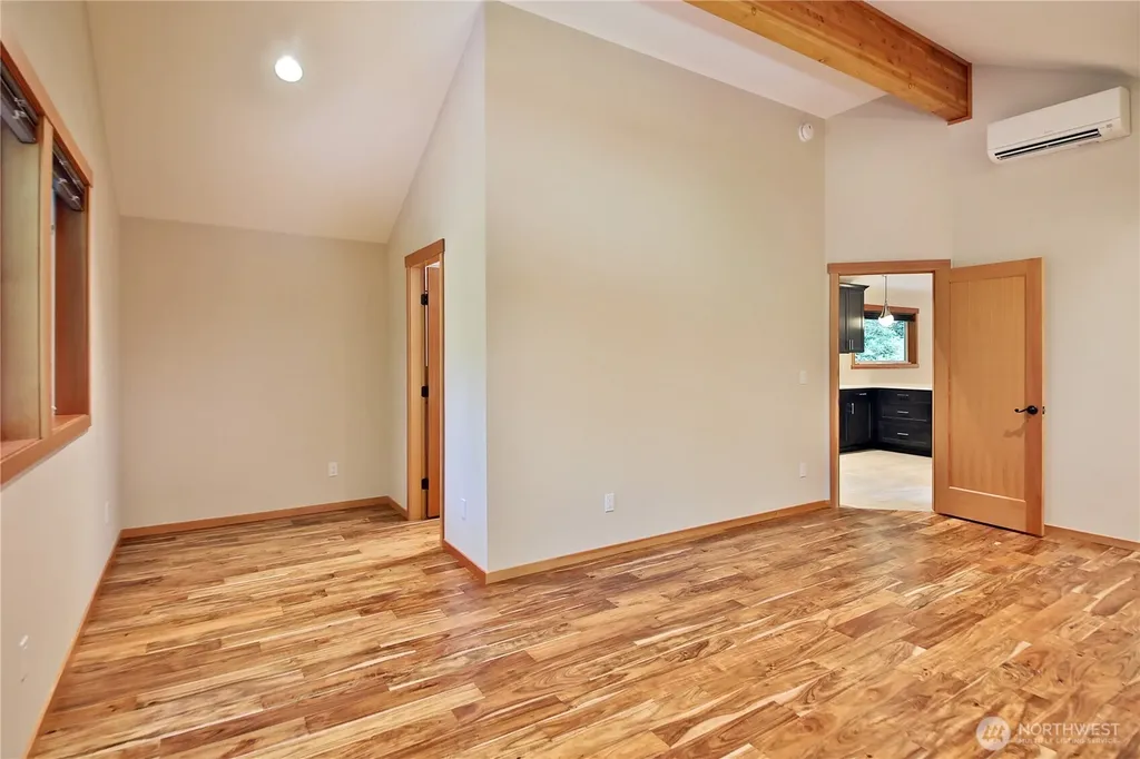 3512 E Overlook Drive Langley WA 98260