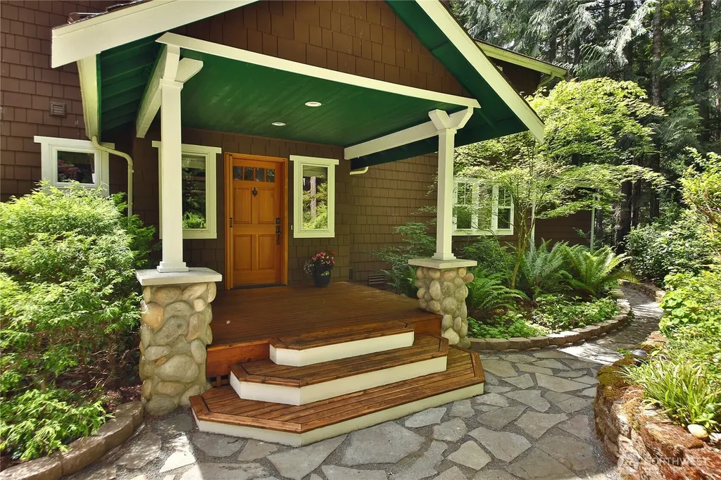 3512 E Overlook Drive Langley WA 98260