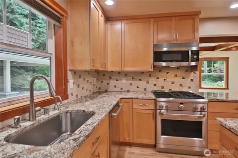 3512 E Overlook Drive Langley WA 98260