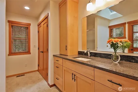 3512 E Overlook Drive Langley WA 98260