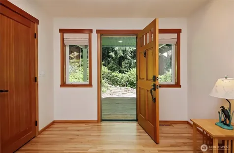 3512 E Overlook Drive Langley WA 98260