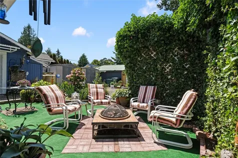 4817 Cedar Lane Blaine WA 98230