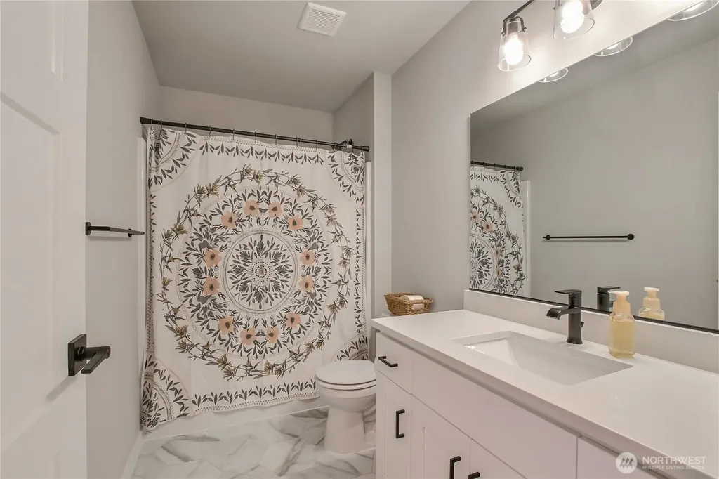 13225 189th Avenue E Bonney Lake WA 98391