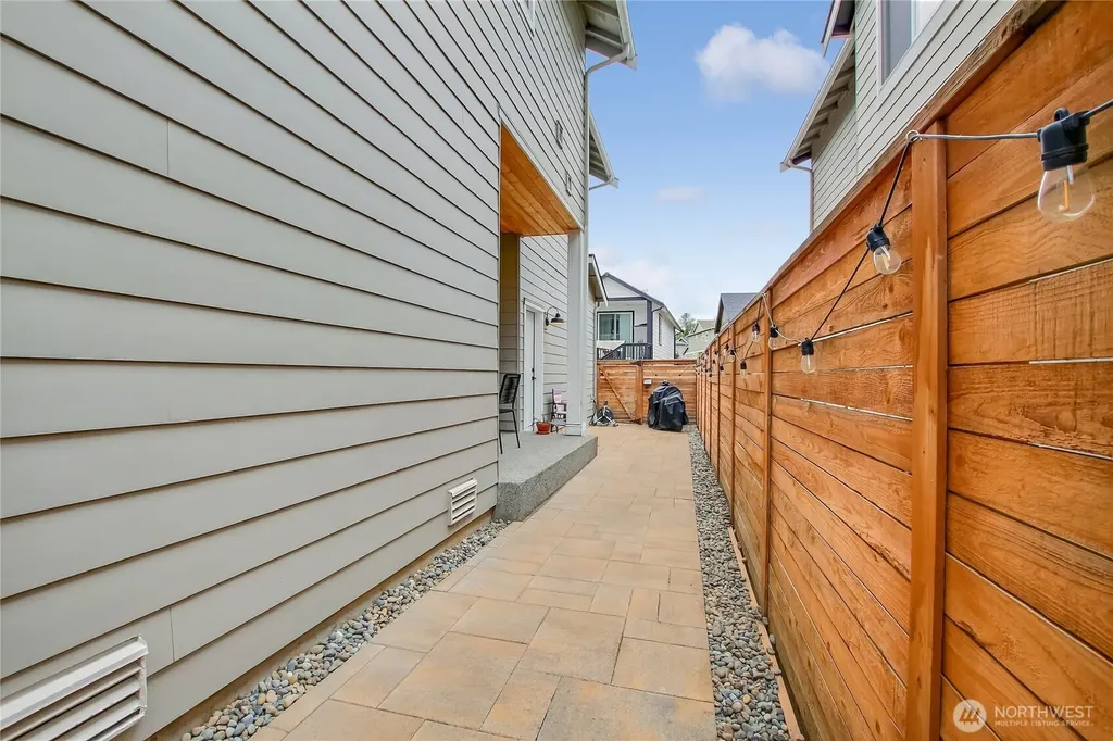 13225 189th Avenue E Bonney Lake WA 98391
