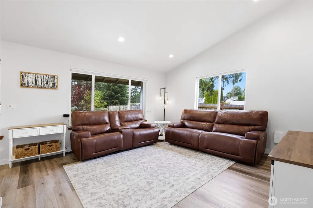 17019 120th Place NE Arlington WA 98223