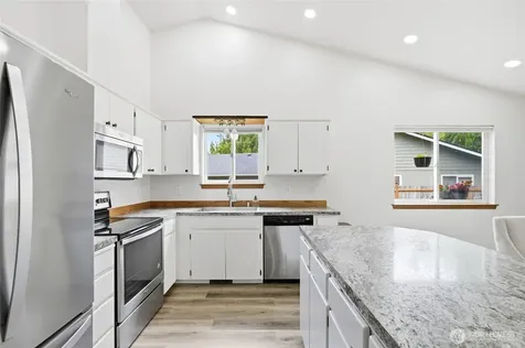 17019 120th Place NE Arlington WA 98223