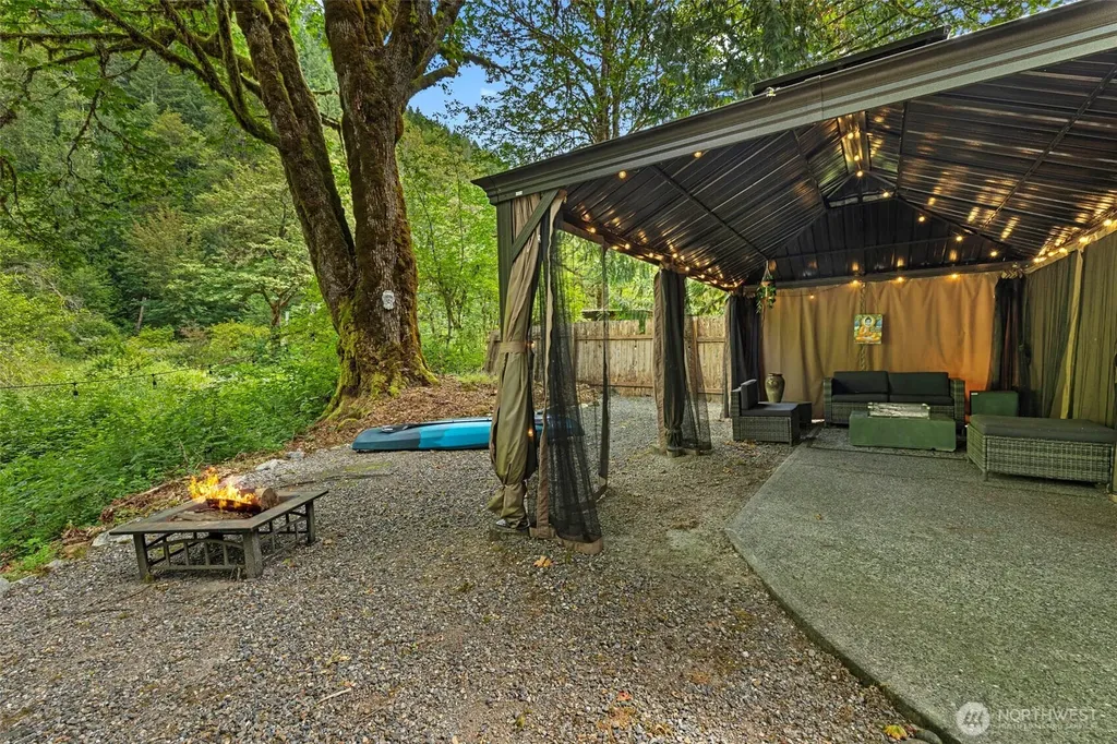 53665 White Falls Court Concrete WA 98237